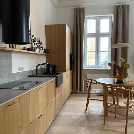 Apartment Townhall *