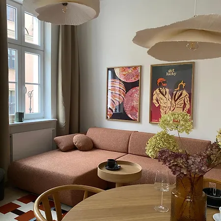 Townhall Apartment