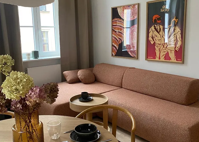 Apartment Townhall *